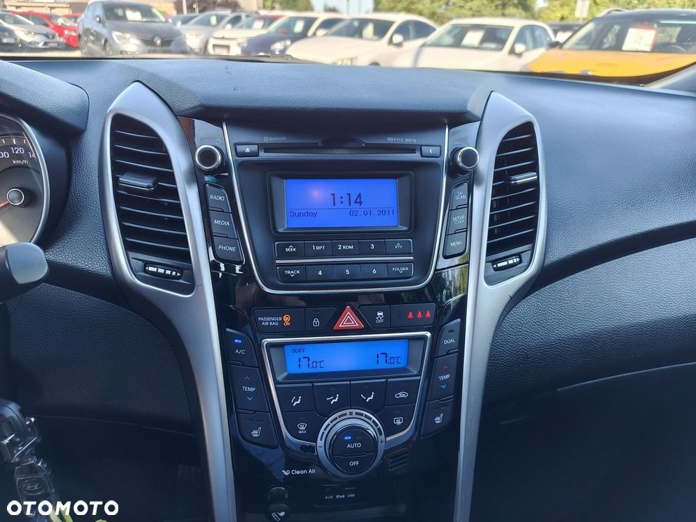 Hyundai i30 1.6 CRDi BlueDrive Comfort - 14