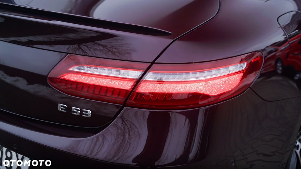 Mercedes-Benz Klasa E - 11