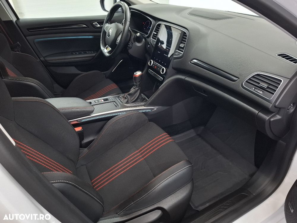 Renault Megane TCE 140 GPF RS Line - 11