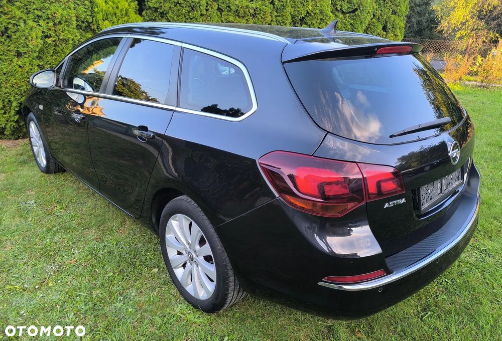 Opel Astra 1.4 Turbo Cosmo - 6