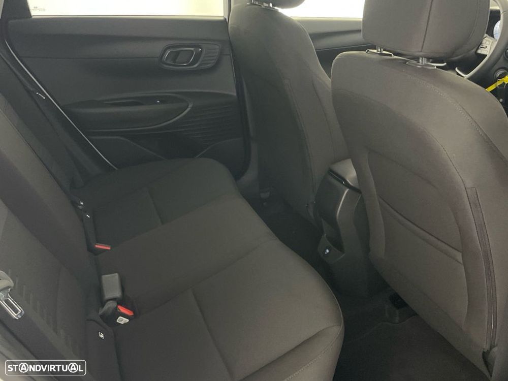 Hyundai Bayon 1.0 T-GDI Premium DCT - 24