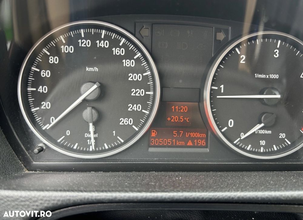 BMW Seria 3 320d - 5