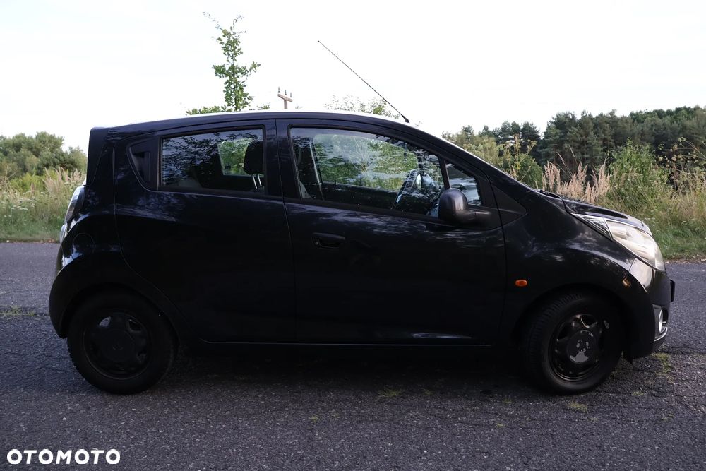 Chevrolet Spark - 4