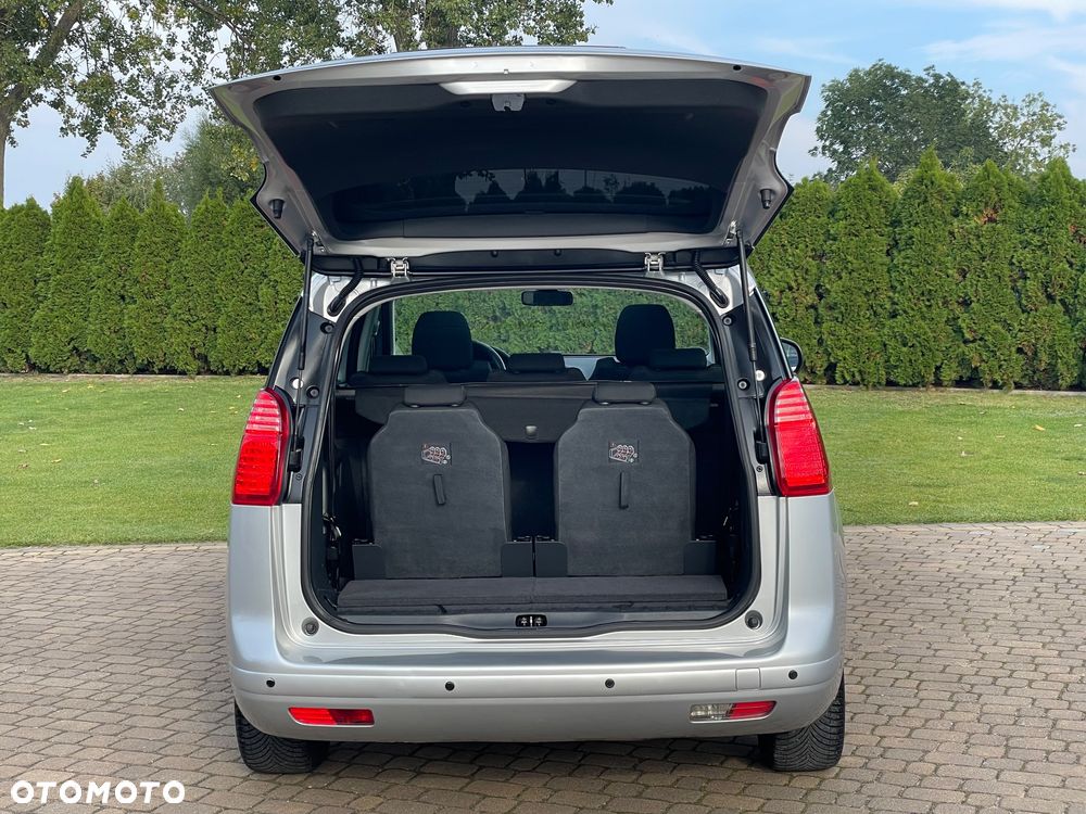 Peugeot 5008 - 13