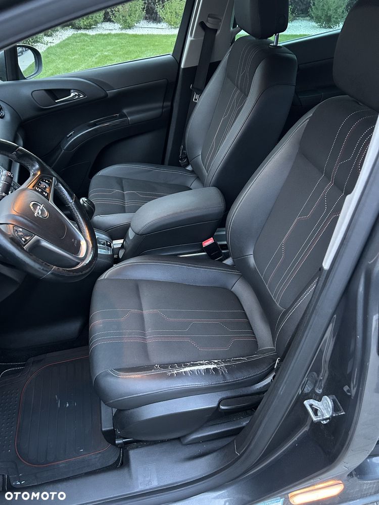 Opel Meriva - 8