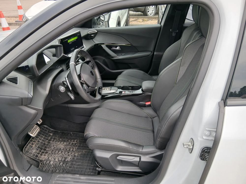 Peugeot 2008 1.2 PureTech GT S&S EAT8 - 10
