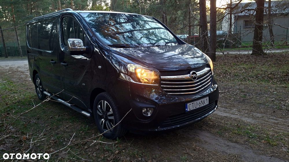Opel Vivaro - 1