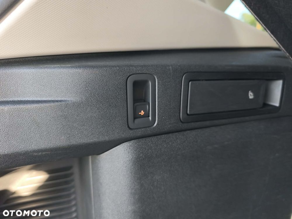 Volkswagen Tiguan 1.5 eHybrid PHEV 150kW Life DSG - 35