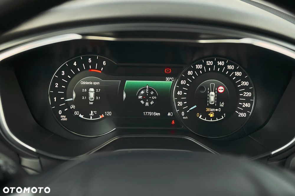 Ford Mondeo 2.0 EcoBlue ST-Line - 29