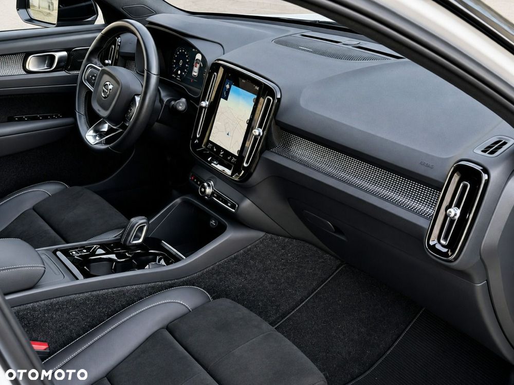 Volvo XC 40 B4 B Geartronic RDesign - 17