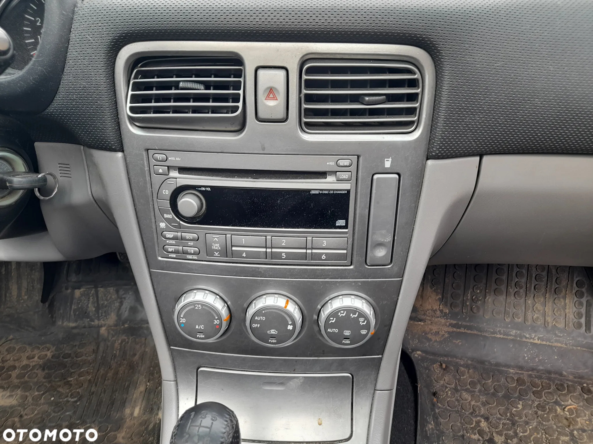 SUBARU FORESTER II DESKA ROZDZIELCZA KONSOLA PULPIT - 17