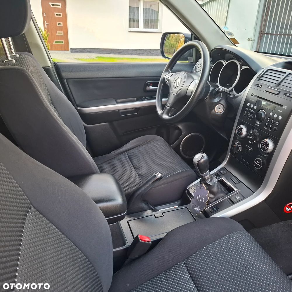 Suzuki Grand Vitara - 21