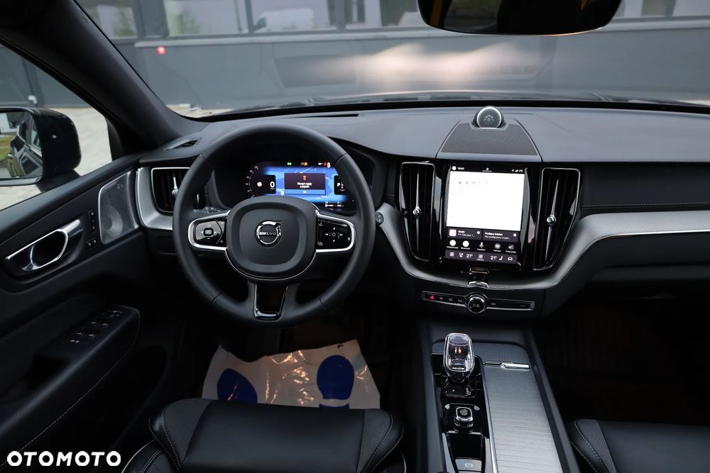Volvo XC 60 T8 AWD Polestar Engineered - 8