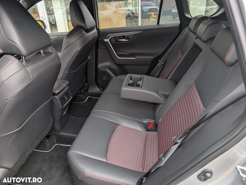 Toyota RAV4 2.5 PHEV VVT-iE 4x4 Style Bi-Tone - 17