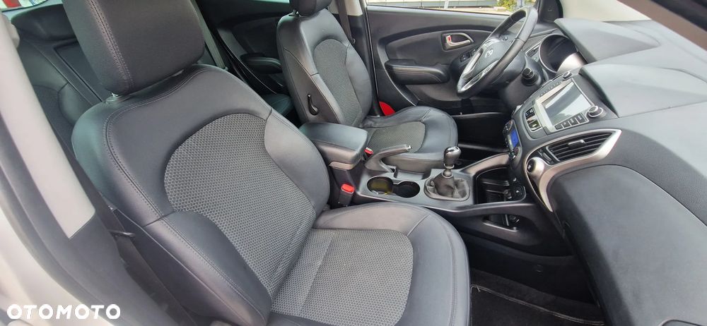 Hyundai ix35 1.6 2WD Style - 24