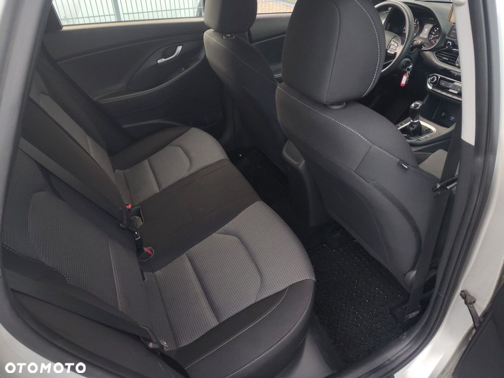 Hyundai i30 - 24