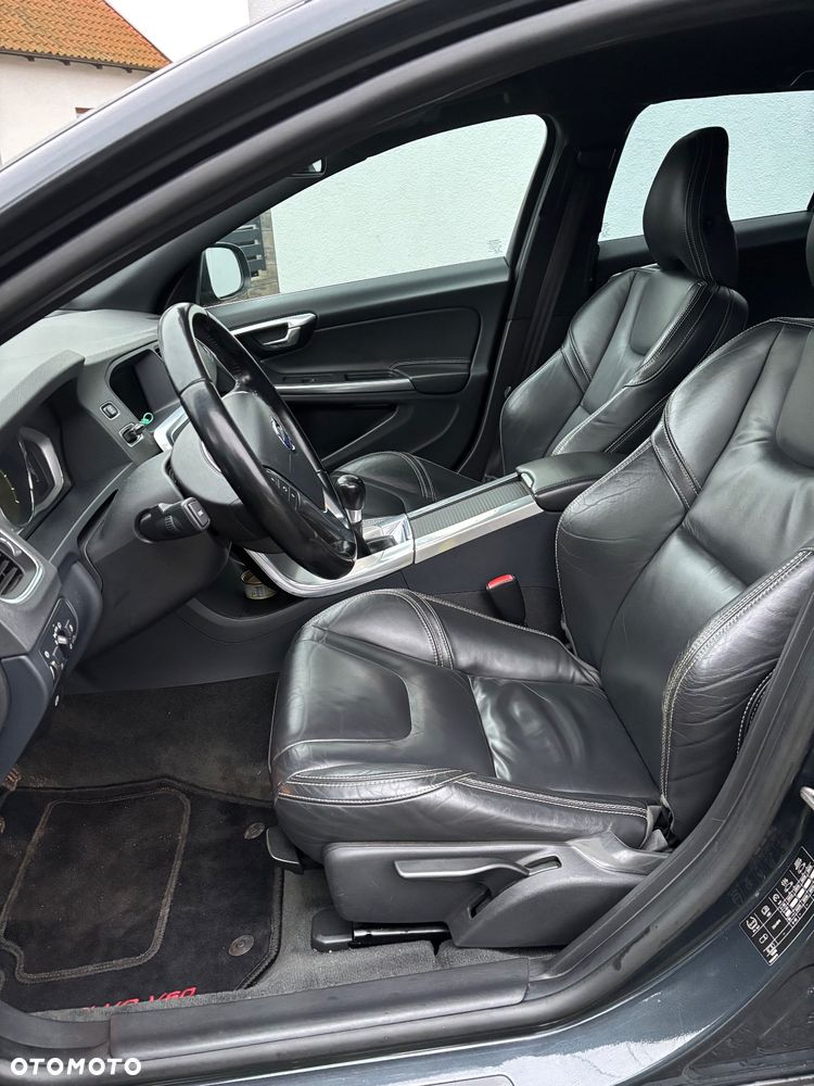 Volvo V60 D3 Summum - 7