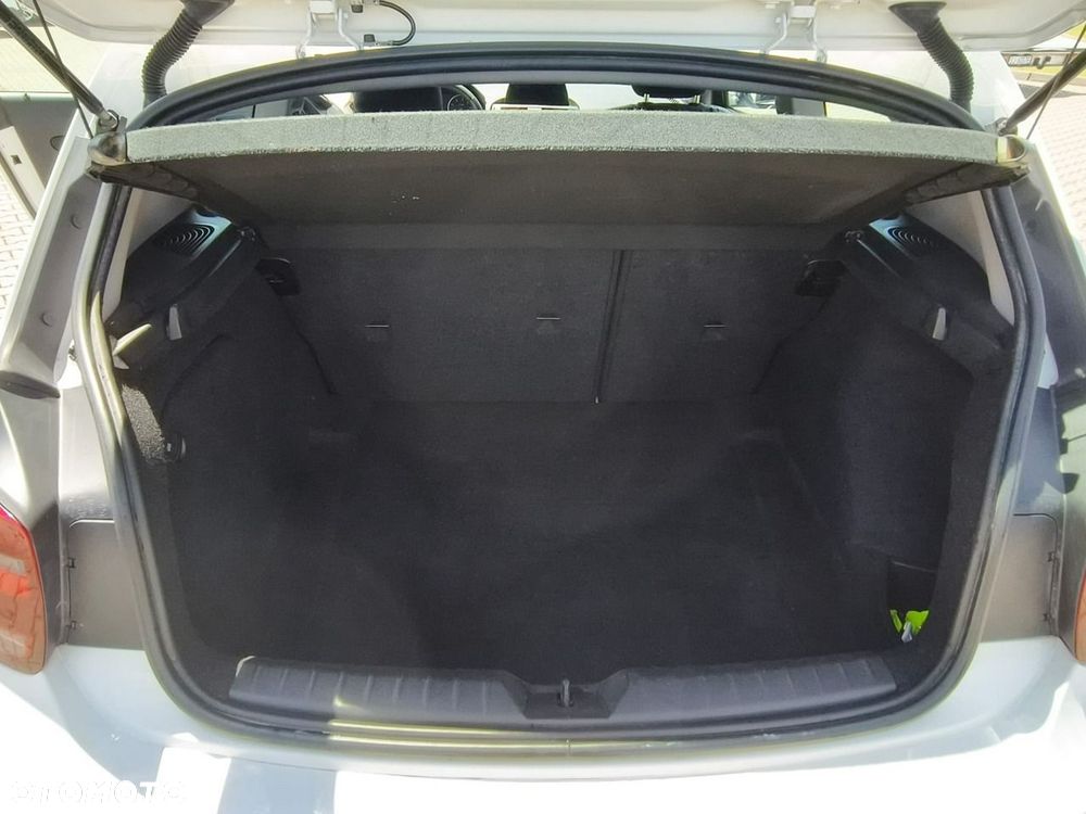 BMW Seria 1 - 16