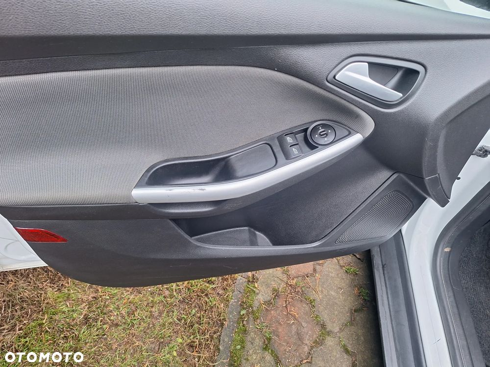 Ford Focus - 16
