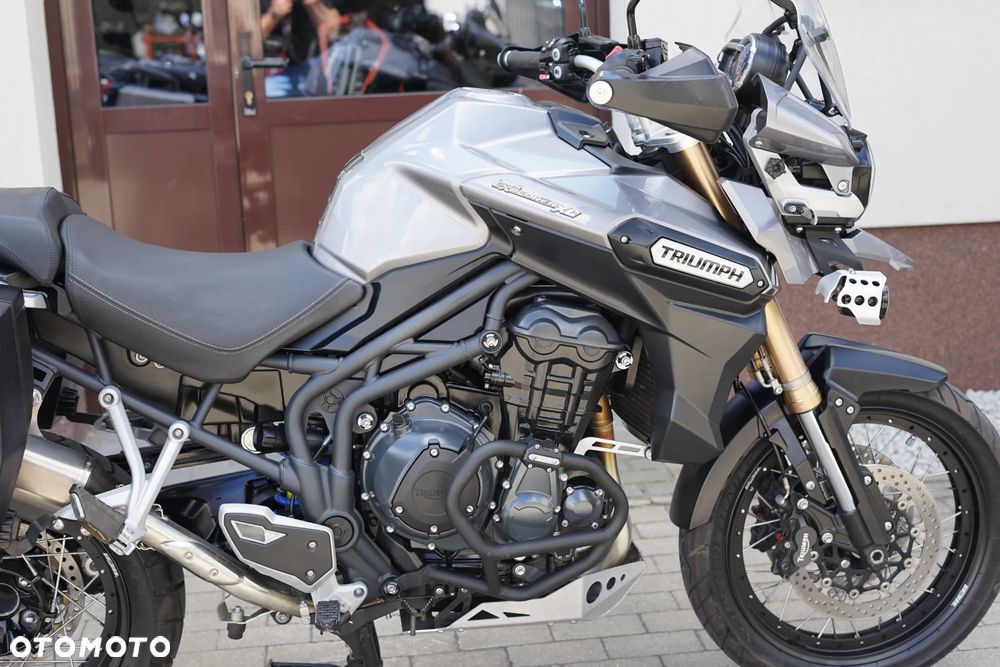 Triumph Tiger - 9