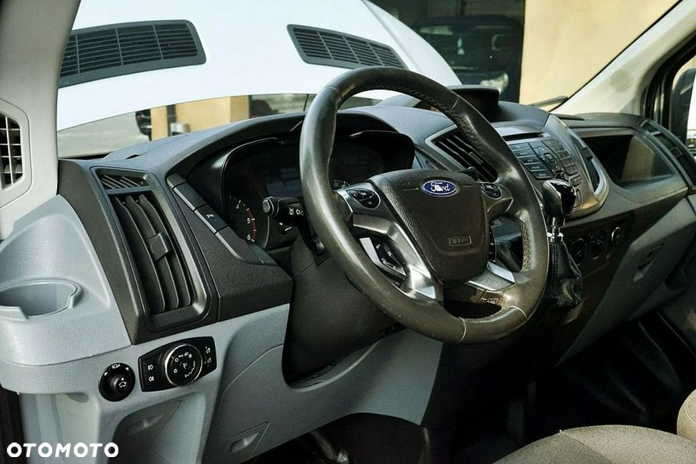 Ford Transit - 17