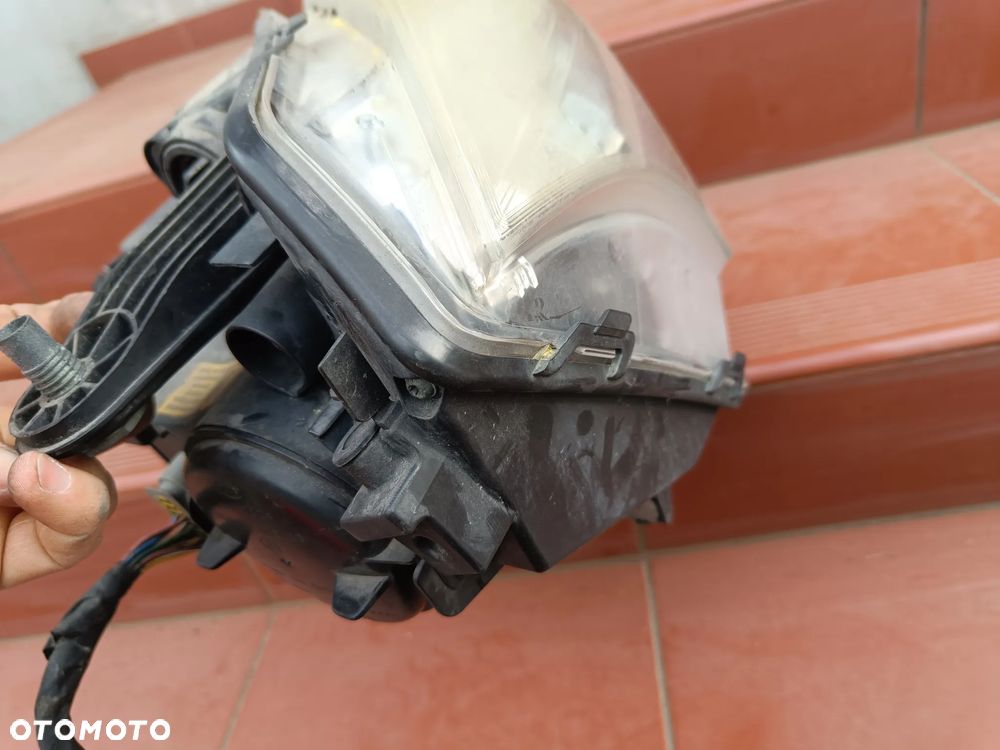 MERCEDES GLK X204 08-12 Lampa Lewa Prawa Przód Przednia Xenon Skrętny Europa - 20