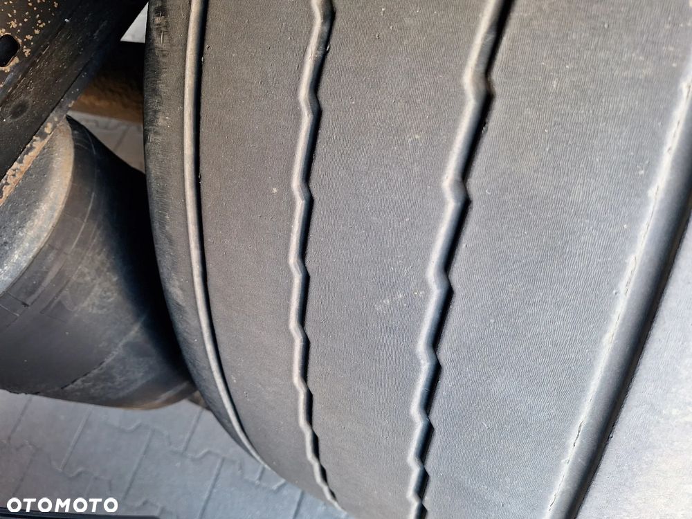 Kögel FIRANKA SAF INTRAX TARCZA OS PODNOSZONA PALECIARA - 22