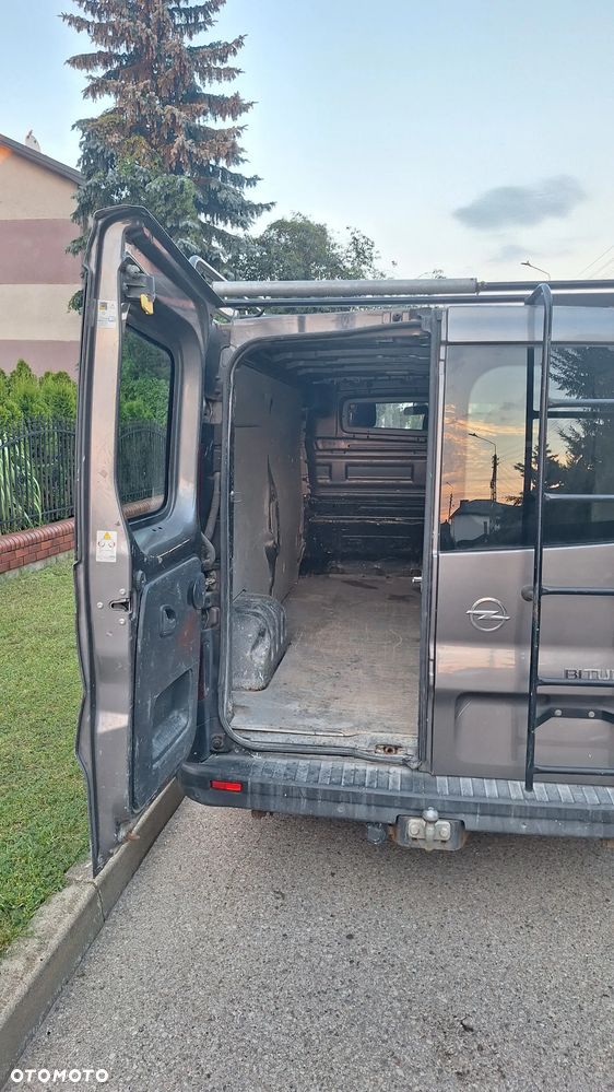 Opel Vivaro -B - 13