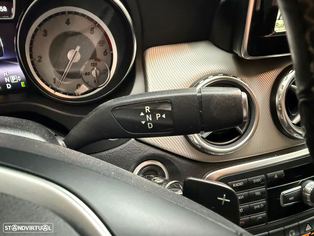 Mercedes-Benz GLA 200 CDI Urban Aut. - 21