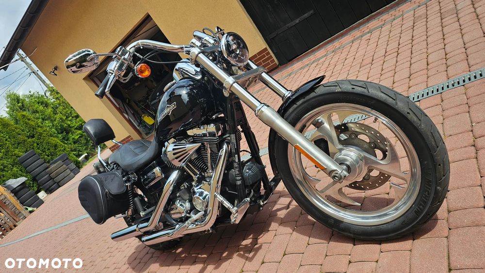 Harley-Davidson Dyna Super Glide - 17