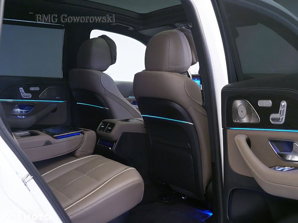 Mercedes-Benz GLS - 11