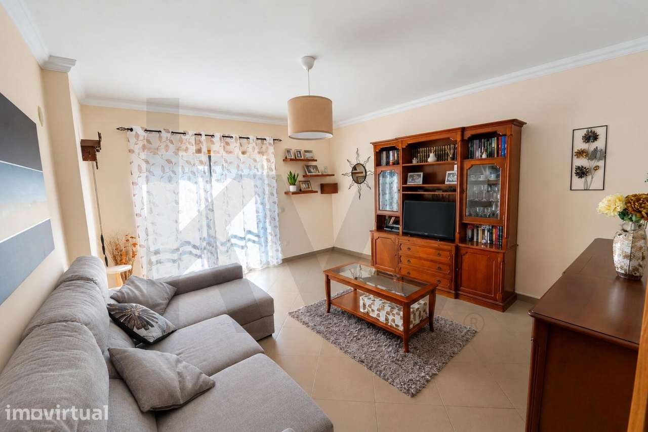O Seu Refúgio Familiar: T3 Moderno (100 m2) com Garagem Fechada e Aces - Grande imagem: 5/57