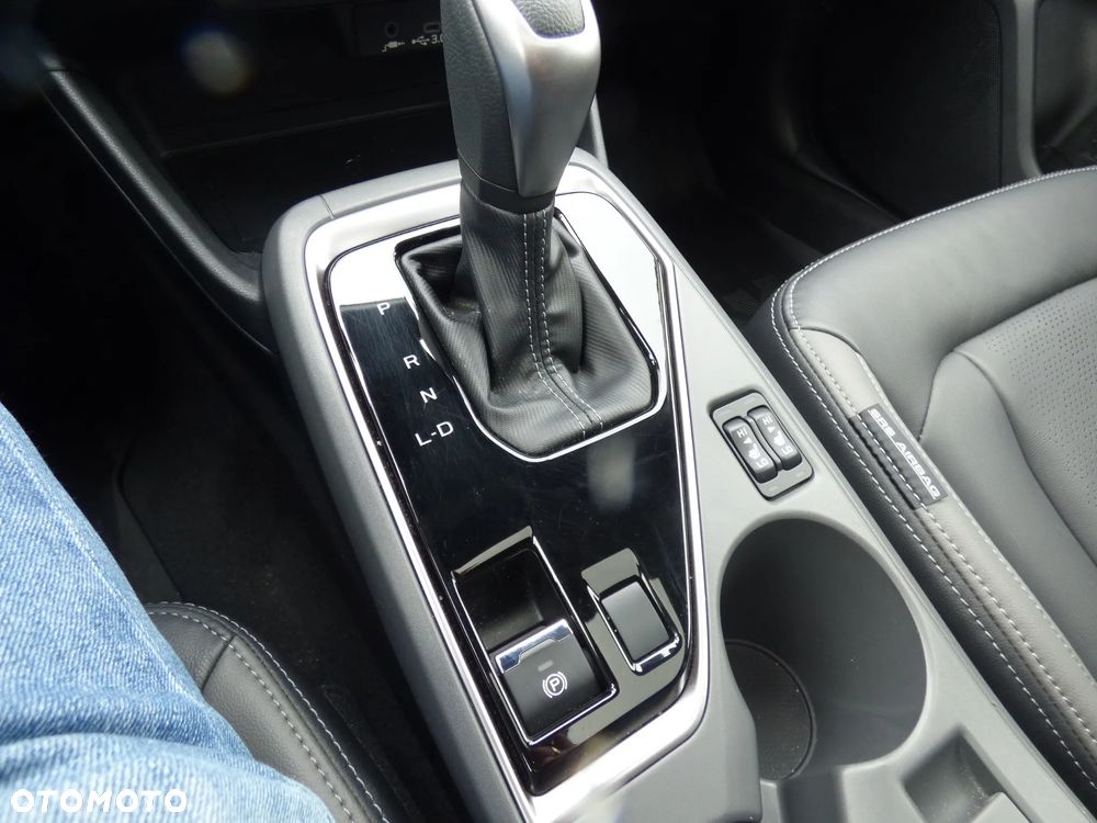 Subaru Crosstrek 2.0i-S e-Boxer Platinum (EyeSight) Lineartronic - 17