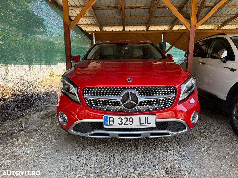 Mercedes-Benz GLA 180 - 14