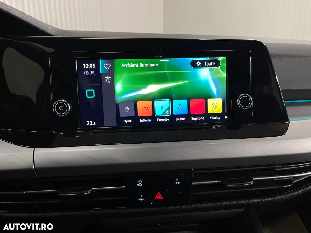 Volkswagen Golf 1.0 TSI Life - 18