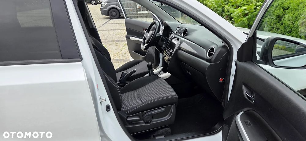 Suzuki Vitara 1.6 (4x2) Comfort+ - 28