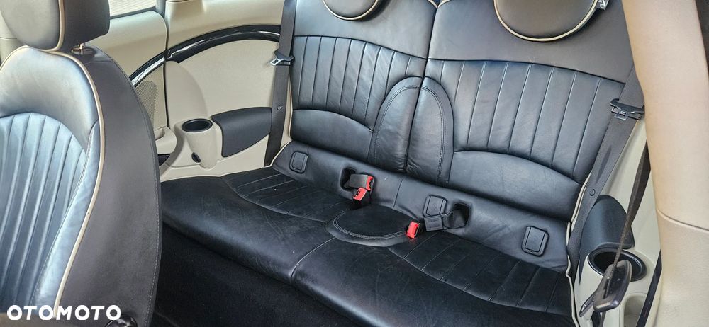 MINI Clubman Cooper D Hampton - 11