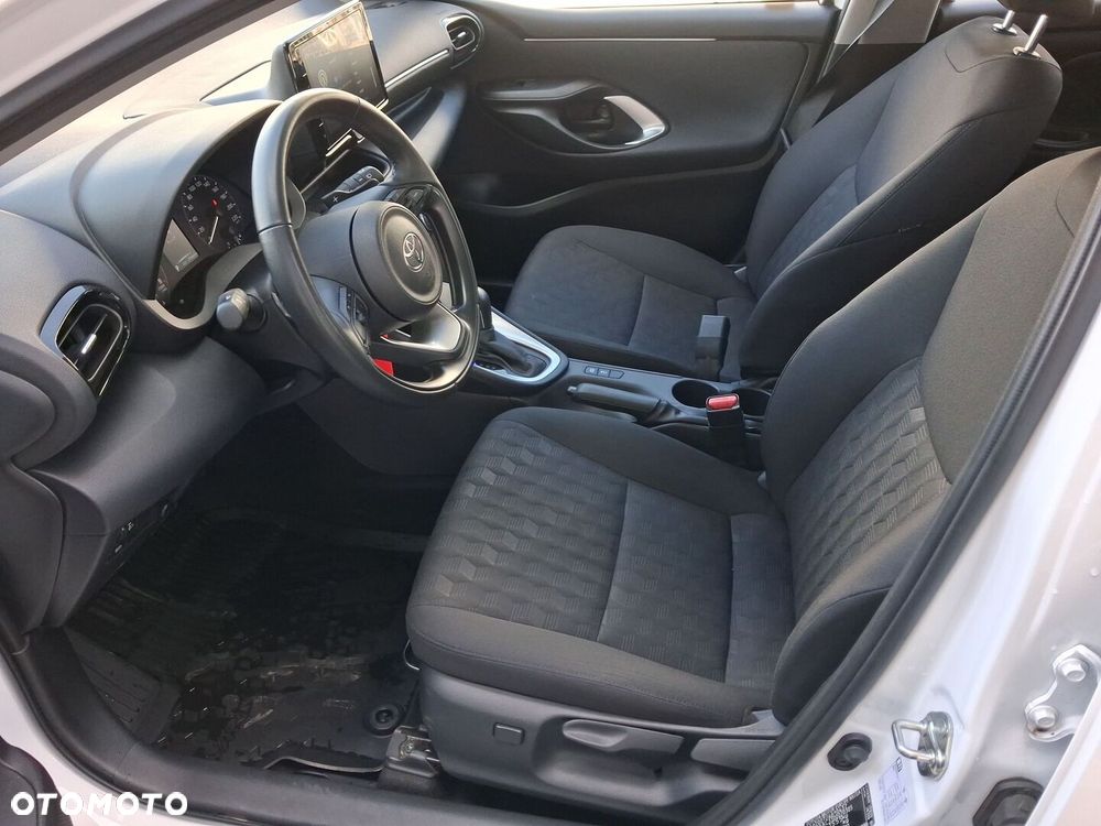 Toyota Yaris 1.5 Comfort CVT - 15