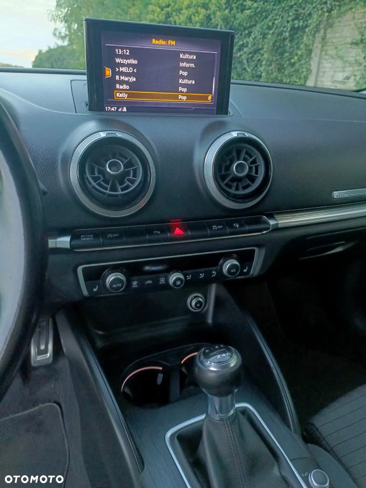 Audi A3 Sportback 1.6 TDI clean diesel Ambiente - 13