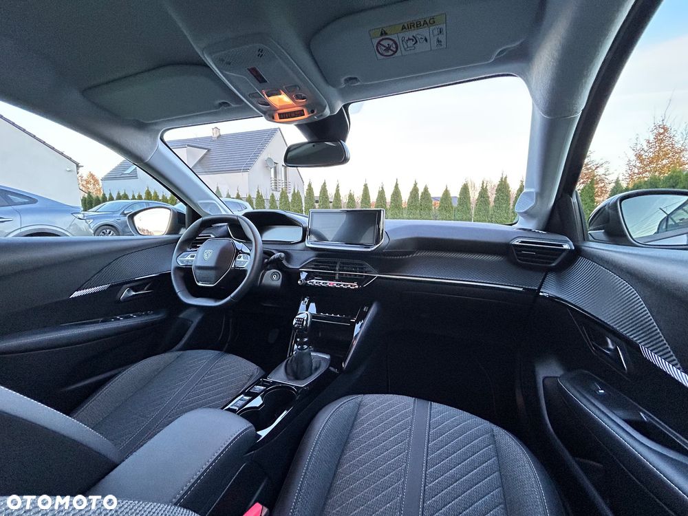 Peugeot 208 1.2 PureTech Allure S&S - 12