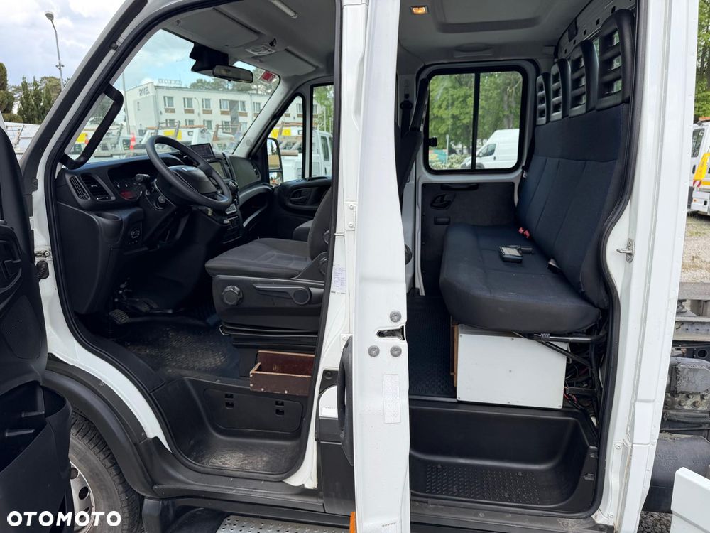 Iveco Daily 70C18 Pomoc drogowa Laweta 2017r - 14