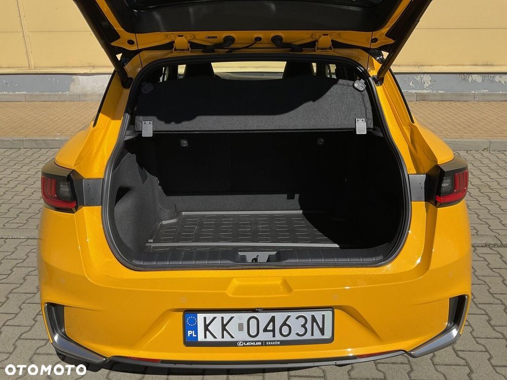 Lexus LBX 1.5 Hybrid Emotion - 15