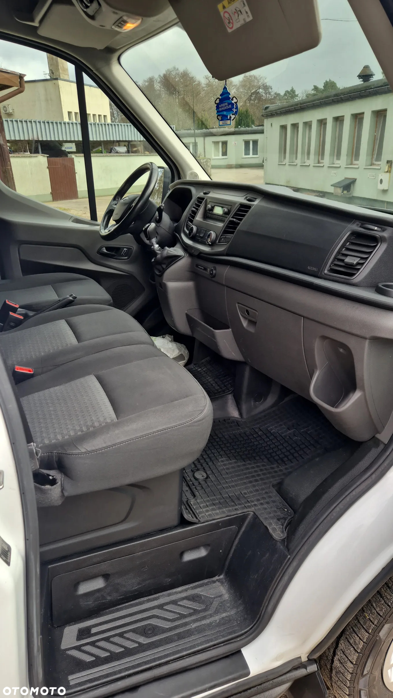 Ford Transit 350 L2H3 Ambiente - 9