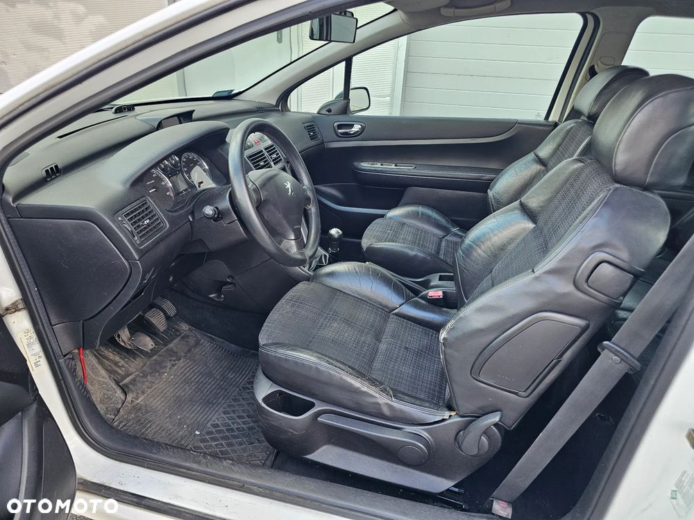 Peugeot 307 - 8