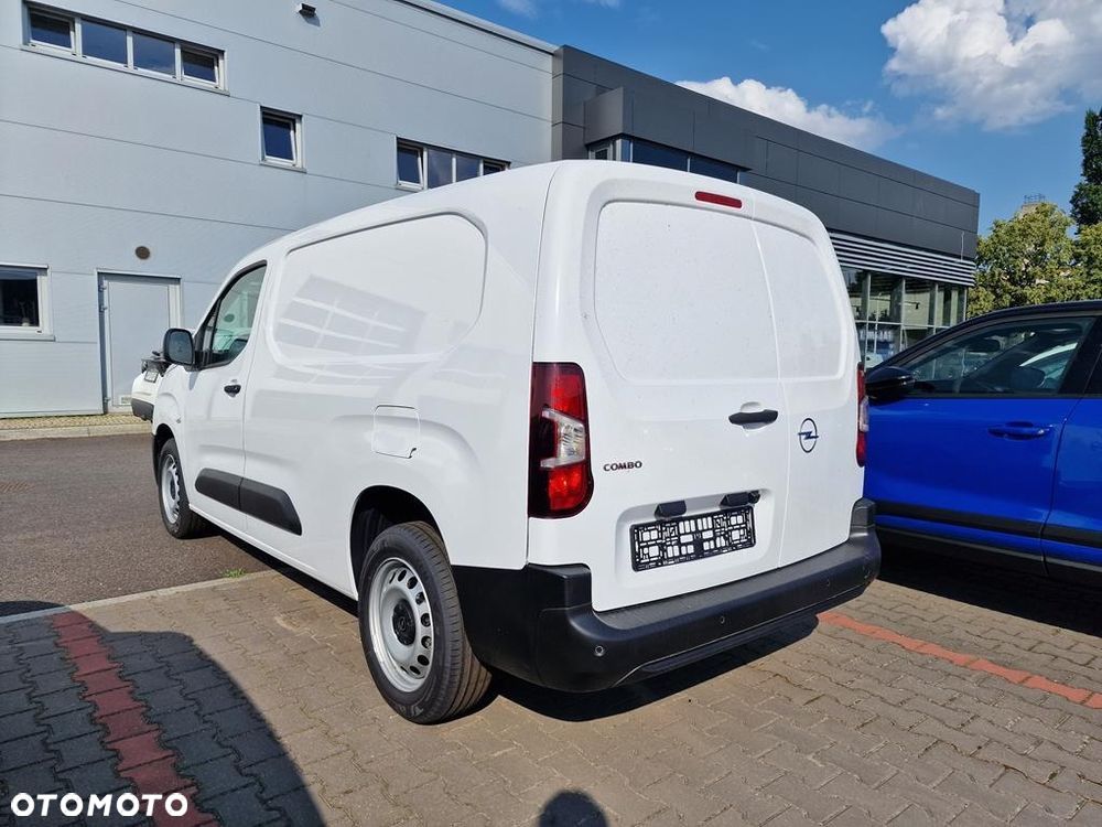 Opel Combo Van 1.2 PureTech S&S L1 - 8