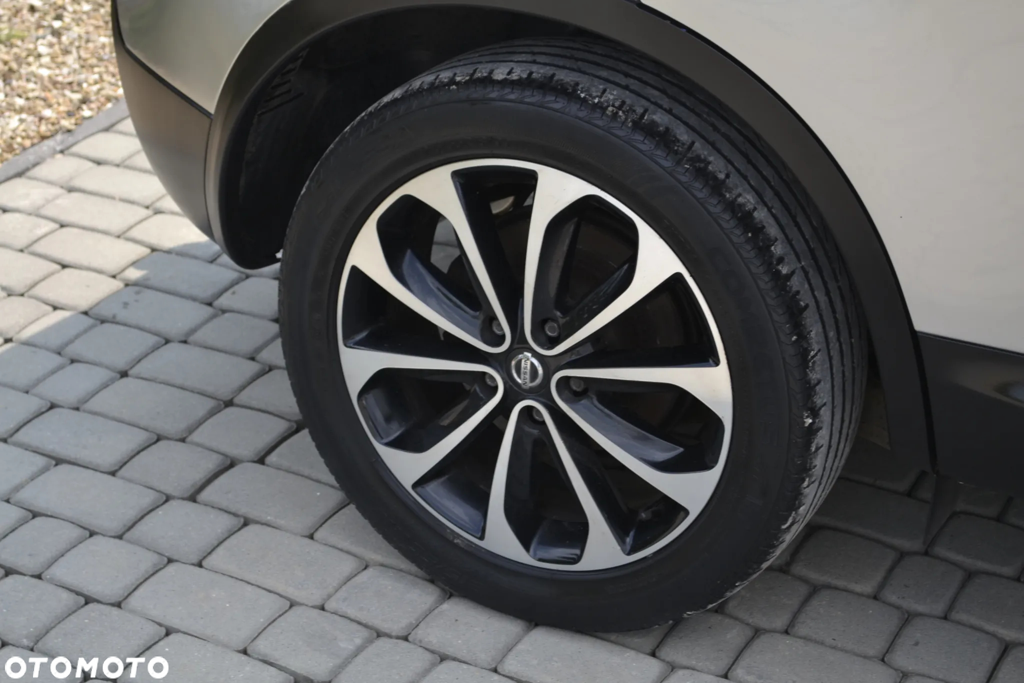 Nissan Qashqai 1.6 dCi I-Way - 13