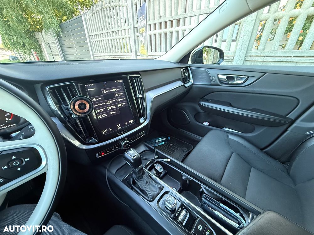 Volvo V60 D3 Momentum - 6
