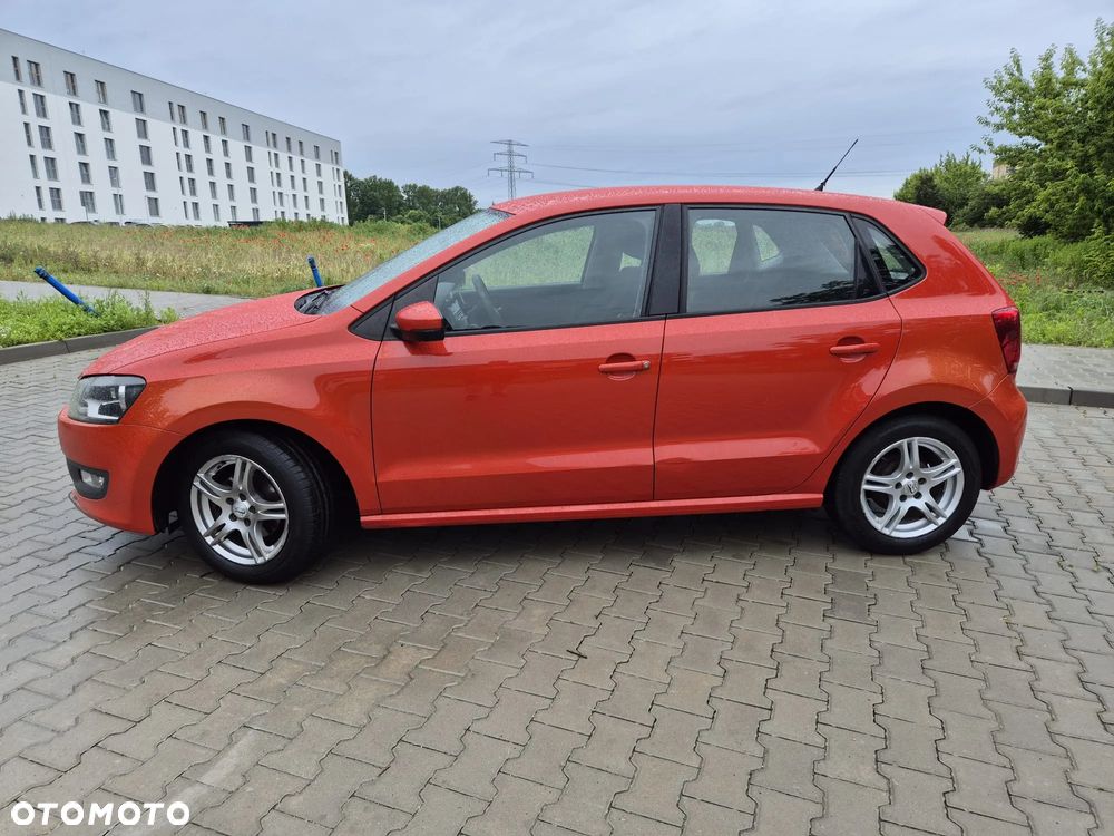 Volkswagen Polo 1.4 16V Trendline - 4