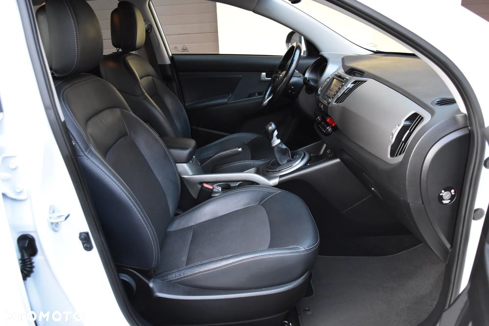 Kia Sportage 2.0 GDI 2WD Spirit - 38