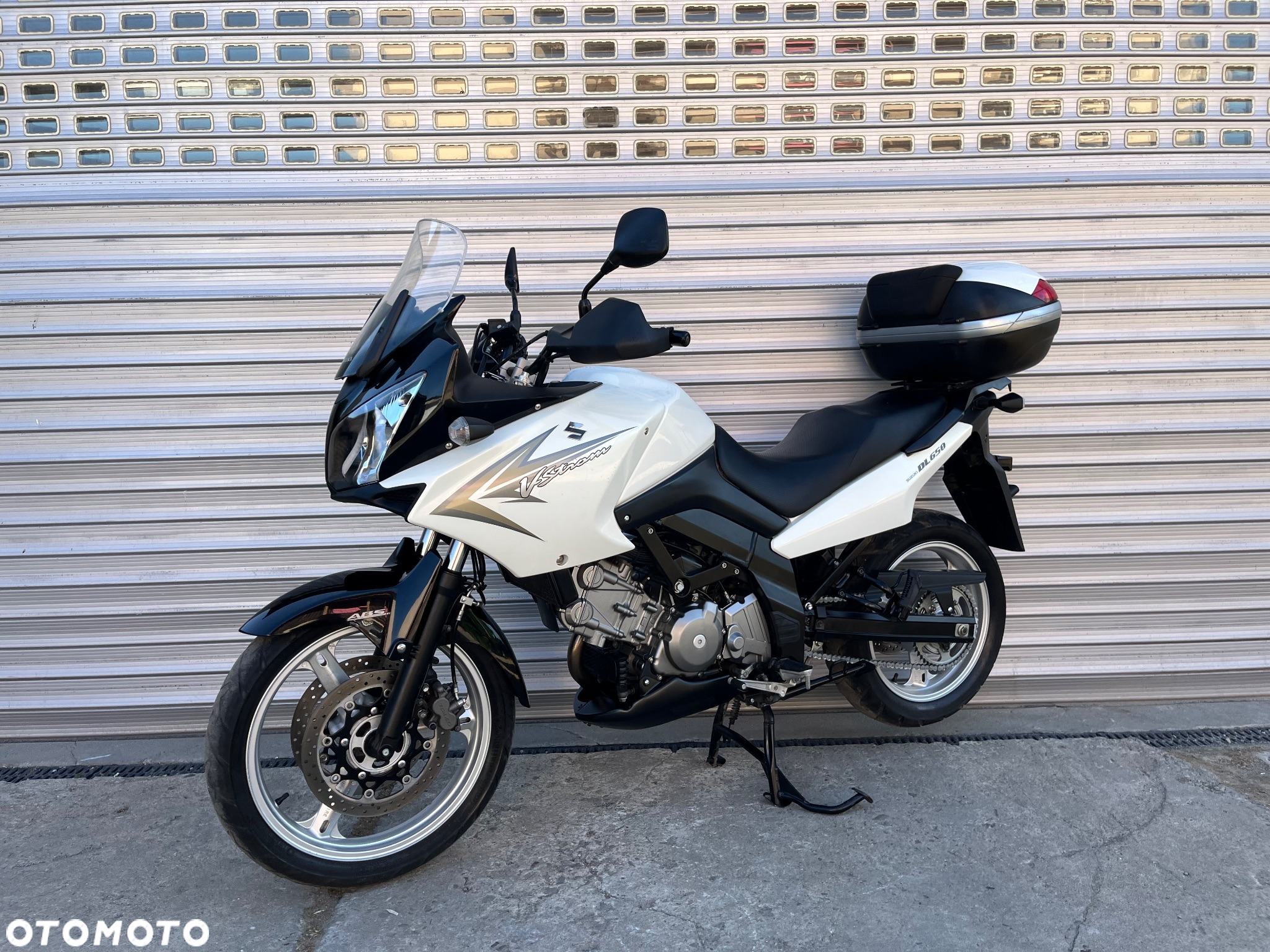 Suzuki DL - 33